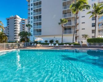 Estero Beach Tennis 1204a - Fort Myers Beach - Piscina