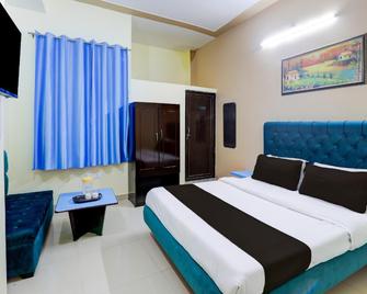 Hotel O Mauji Inn - Allahabád - Ložnice