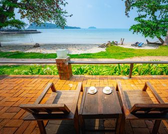 Siam Bay Resort Koh Chang - קו צ'אנג - פטיו