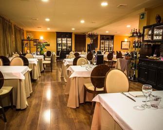 Hostal Esteba - Girona - Restaurant