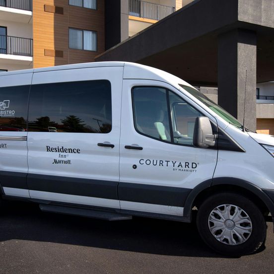 Courtyard by Marriott Cincinnati Airport image 1