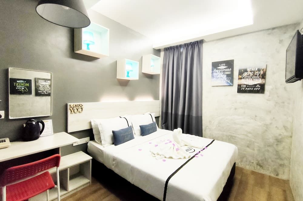 Smile Hotel Danau Kota