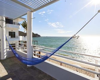 Hotel La Alondra - Barra de Navidad - Balcón