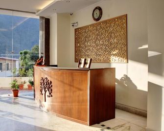 Hotel Dewa Retreat - Rishikesh - Lễ tân