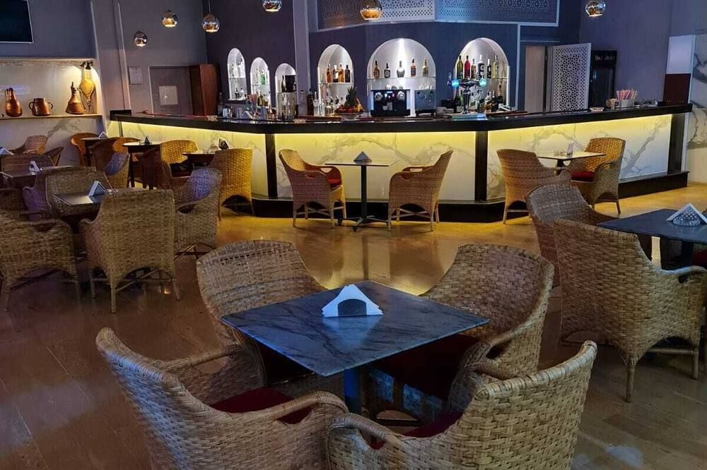 El Oumnia Puerto & Spa - טנג'יר - מסעדה