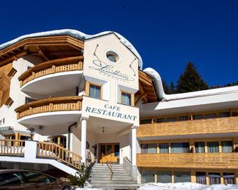 Landhaus Paradies Samnaun Spiss - Spiss - Building