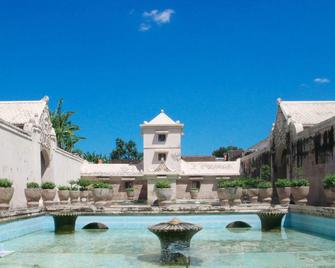 Rumah Tembi - Yogyakarta - Pool