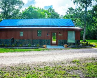Bethany Cabin - Mount Olive Ranch - West Columbia - Будівля