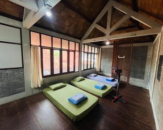 Saka Homestay Boutique & Cafe - Borobudur