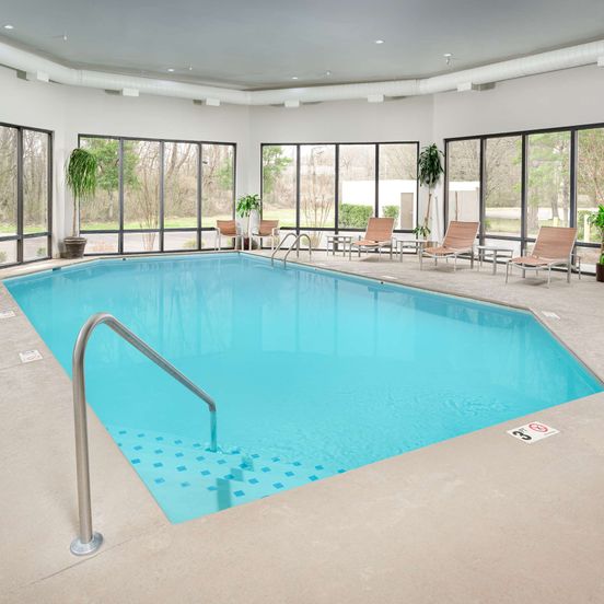 Pool view of Hampton Inn Oak Ridge Knoxville