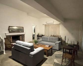 Spacious 4-bedroom house with WiFi, AC in amazing Punta del Este - Punta Del Este