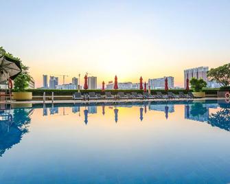 China Hotel - Kanton - Uima-allas