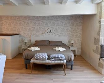Château de la Grand'cour - Treillières - Bedroom
