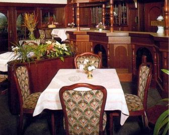 Hotel Schone Aussicht - Rauschenberg - Restaurante