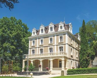 Club Vacances Bleues Domaine de Château Laval - Gréoux-les-Bains - Edificio