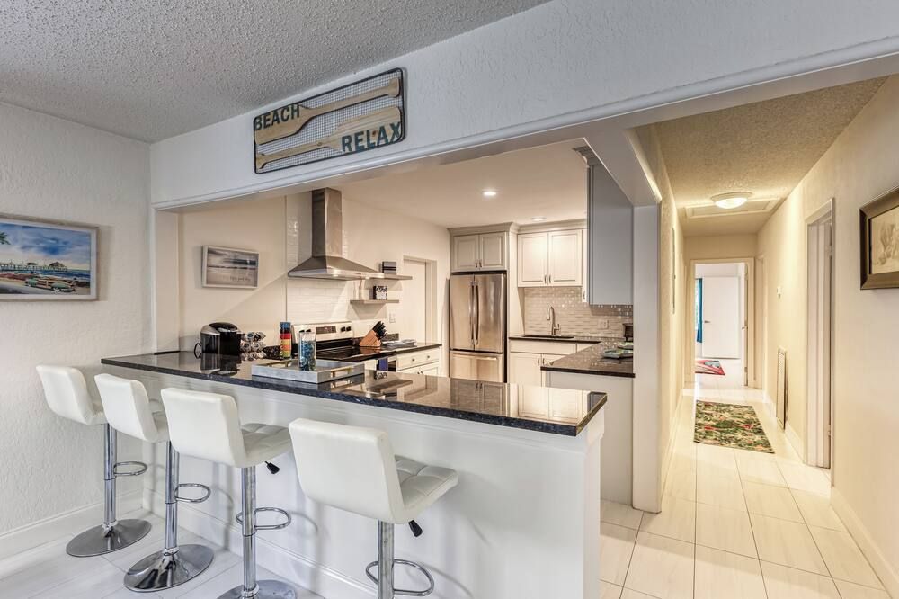 Entire Beach House On Ocean Blvd Fort Lauderdale! - Fort Lauderdale - Cocina