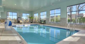 Hampton Inn & Suites by Hilton Chicago Schaumburg IL - Schaumburg - Pool