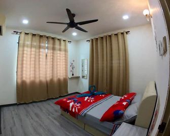 River View - Dhuha Homestay Alor Setar - Alor Setar - Bedroom