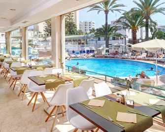 Hotel Morito - קאלה מיור - מסעדה