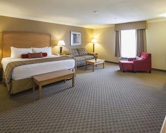 Mountain Retreat Hotel & Suites - Squamish - Slaapkamer