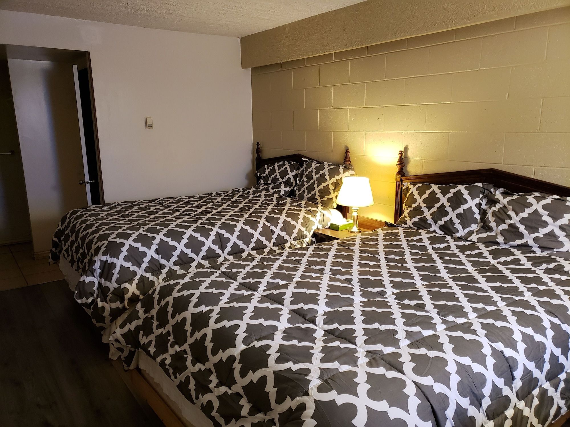 Caravan Motel - Fort Saint John - Camera da letto