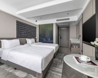 Yiwu Bali Yating Hotel - Kim Hoa