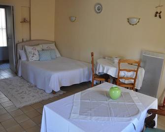 Le Jas Du Colombier - Moustiers-Sainte-Marie - Slaapkamer