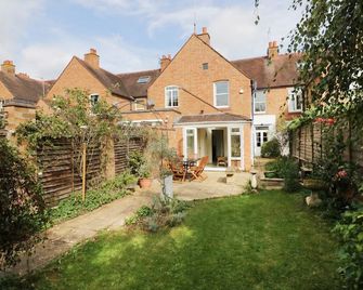 5 Albany Road - Stratford-upon-Avon - Building