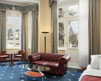 Spa Hotel Villa Smetana - Karlsbad - Stue