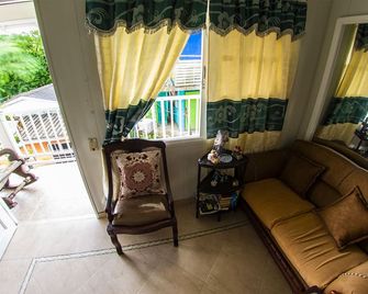 Posada Nativa Atardecer Isleño - סן אנדרס - סלון