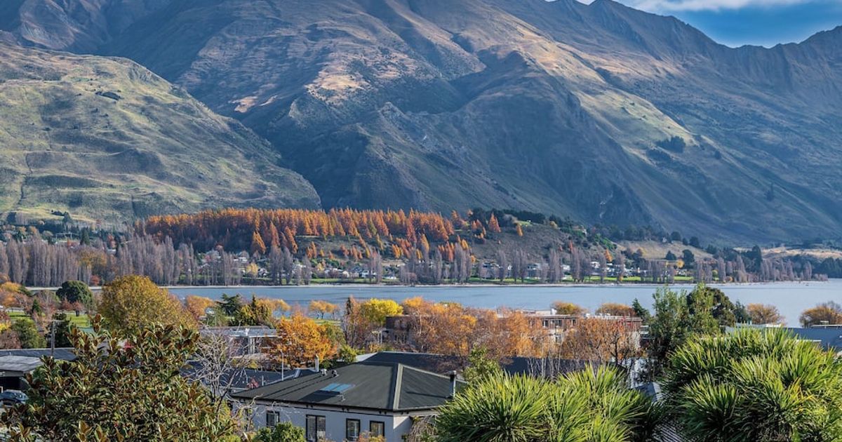 Wanaka Springs Lodge from ₱9,944. Wanaka Hotel Deals & Reviews - KAYAK