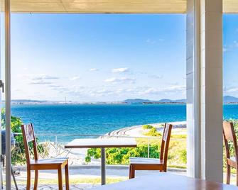 413 hamahiga Hotel&Cafe - Uruma - Balkon