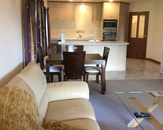 Take a Break in the Country - 1 Bedroom Apartment - Ruapuna - Restaurante