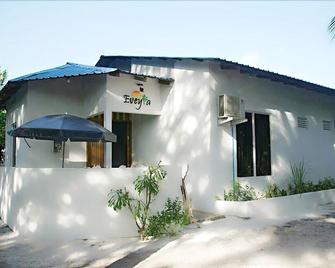 Eveyla guesthouse - Fulidhoo - Edificio