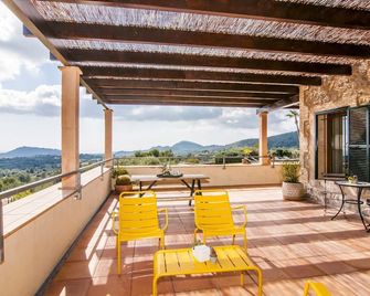 Grand Luxury Villa Overlooking Sea - Son Servera - Balcón