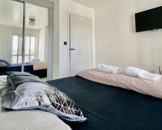 Charmingly cozy 2 beds apartment - Belvedere - Bedroom