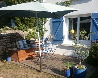 A lot of charm for this small house in very quiet dead-end - La Trinité-sur-Mer - Patio