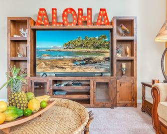 Hilton Pool Pass included - Luxury Waikoloa Retreat - 3BR - Waikoloa Village