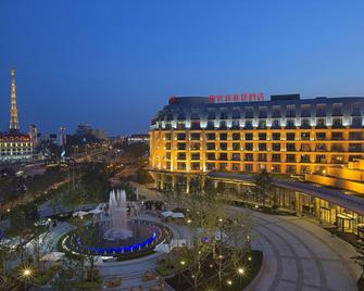 Sheraton Qinhuangdao Beidaihe Hotel - Qinhuangdao - Building