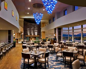 Fairmont Vancouver Airport In-Terminal Hotel - Richmond - Restaurante