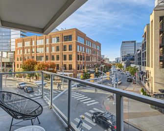 Downtown in the Gulch - 2bed/2bath - Stay like you live here! - Nashville - Balcó