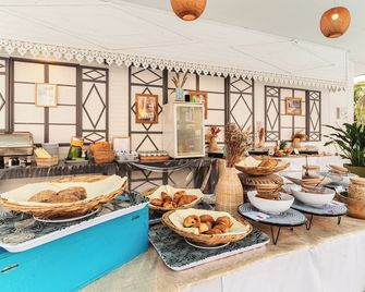 Hôtel Exsel Ermitage - Saint-Paul - Buffet
