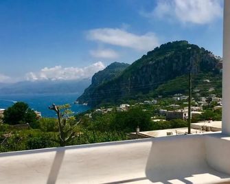 Marunnella Suites - Capri - Balcony