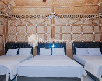 Pesona Endah Alam Hijau Wanayasa Redpartner - Purwakarta - Habitación