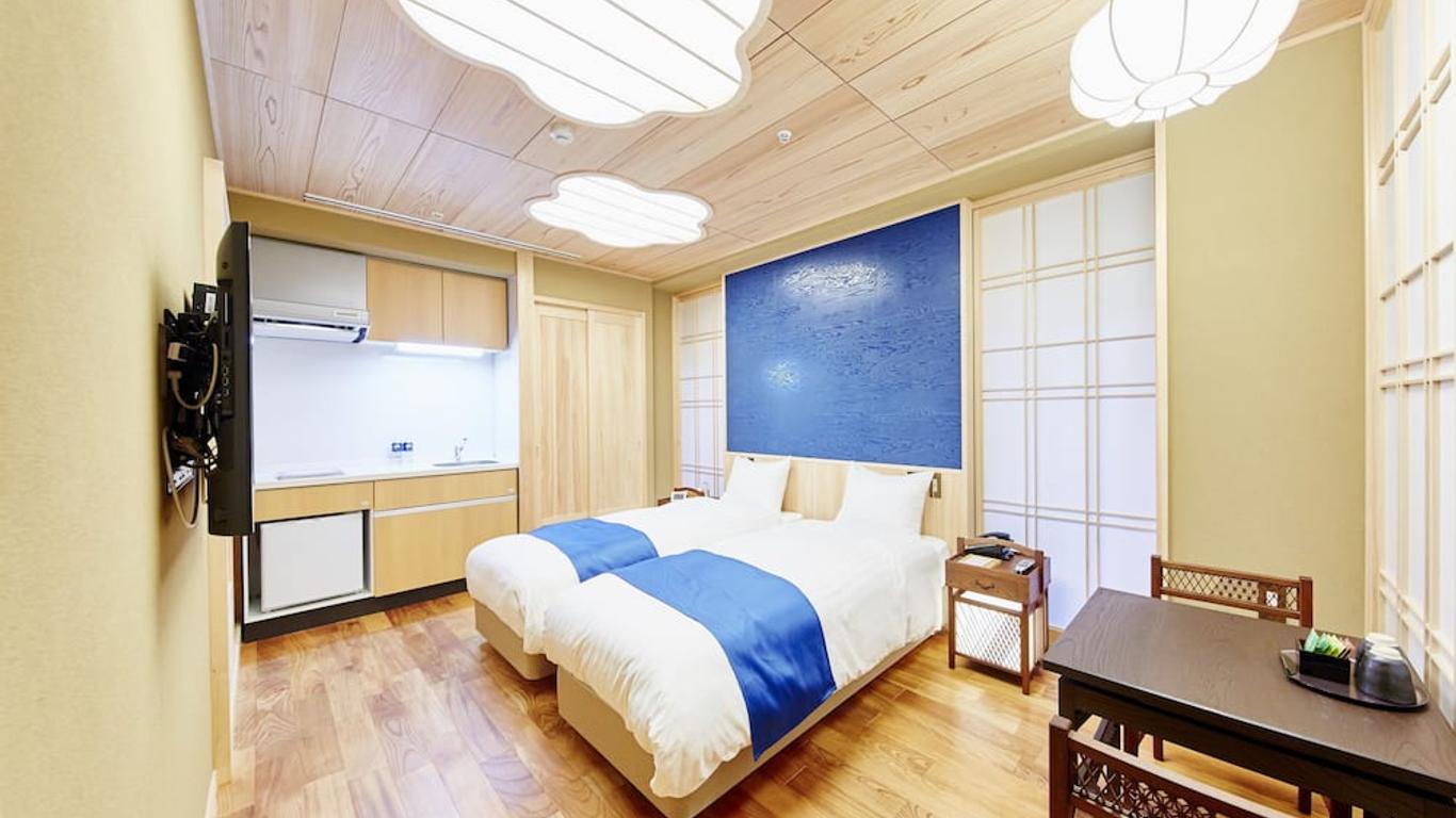 Sunrise Suites