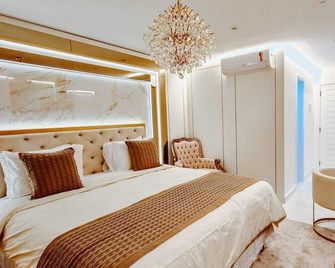 Azeda Boutique Hotel - בוזיוס - חדר שינה