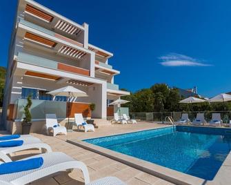 Apartments Villa Grande - Dramalj - Basen