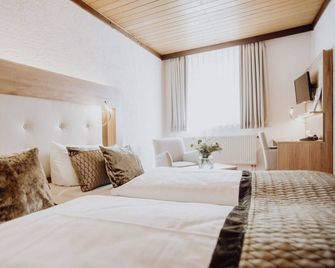 Hotel Frauensteiner Hof - Rechenberg-Bienenmühle - Bedroom