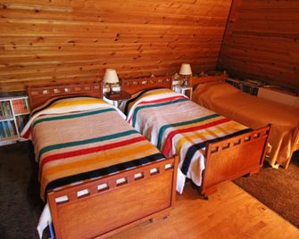 Fairmount Bed & Breakfast - Minnedosa - Bedroom