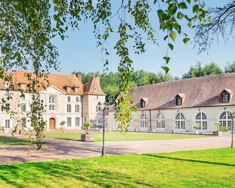 Richard's suite at Château d'Hermival - Hermival-les-Vaux - Edificio